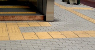 Тактильная плитка ПВХ в Луховицах - купить от 724 руб. в ТротуарнаяПлитка