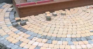 Укладка плитки на крыльцо в Луховицах по цене от 828 руб. за м² | ТротуарнаяПлитка