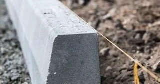 Установка бордюров для тротуарной плитки в Луховицах - цена от 828 руб.