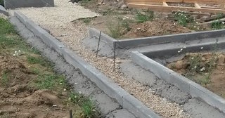 Установка бордюров для плитки в Луховицах в октябре